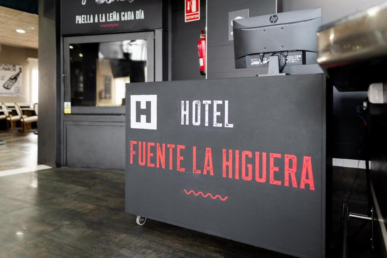 As Hoteles Fuente La Higuera Direccion Albacete La Font de la Figuera Luaran gambar